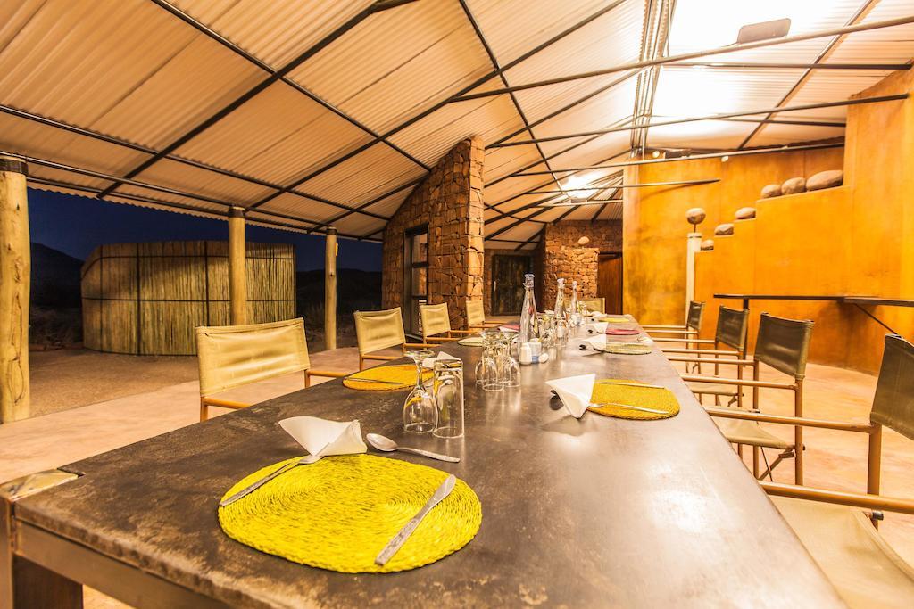 Etendeka Mountain Camp 达马拉兰 外观 照片