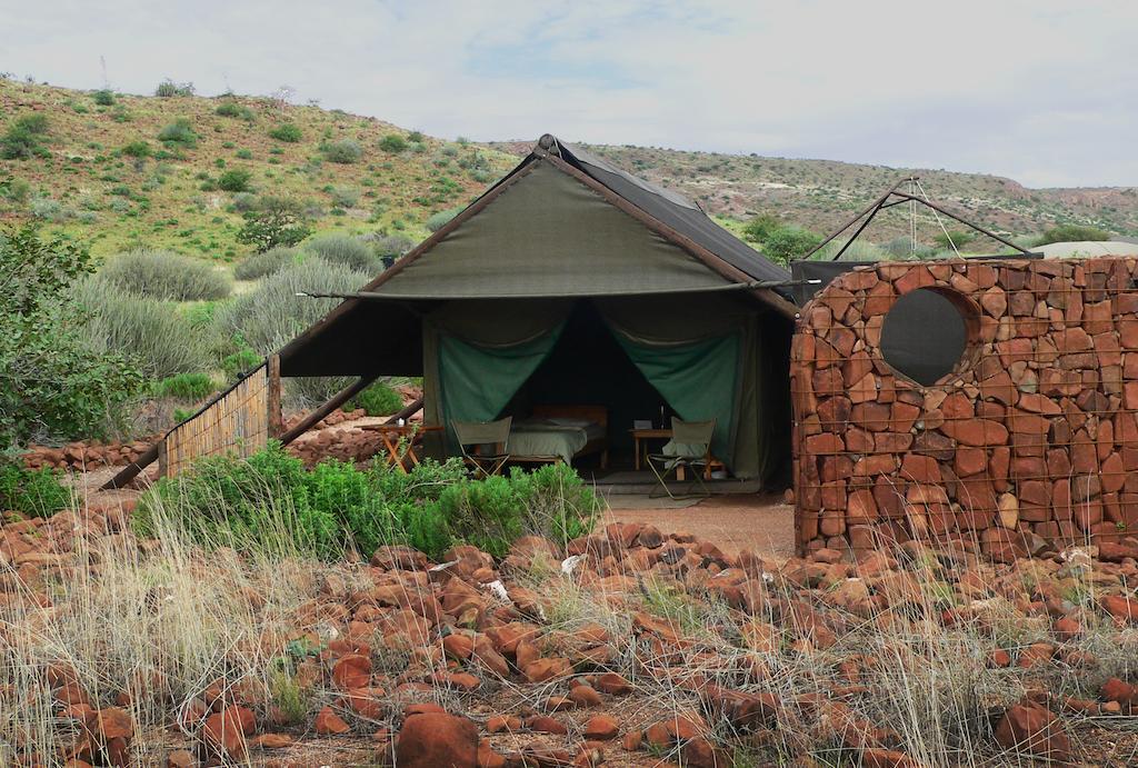Etendeka Mountain Camp 达马拉兰 客房 照片