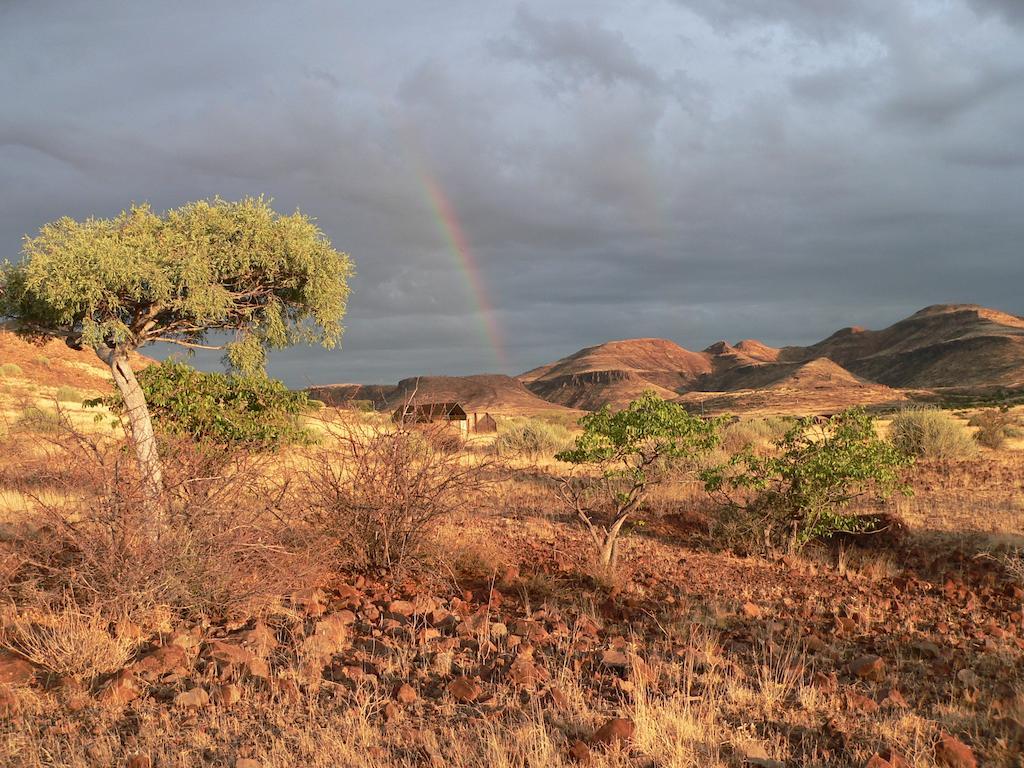 Etendeka Mountain Camp 达马拉兰 外观 照片