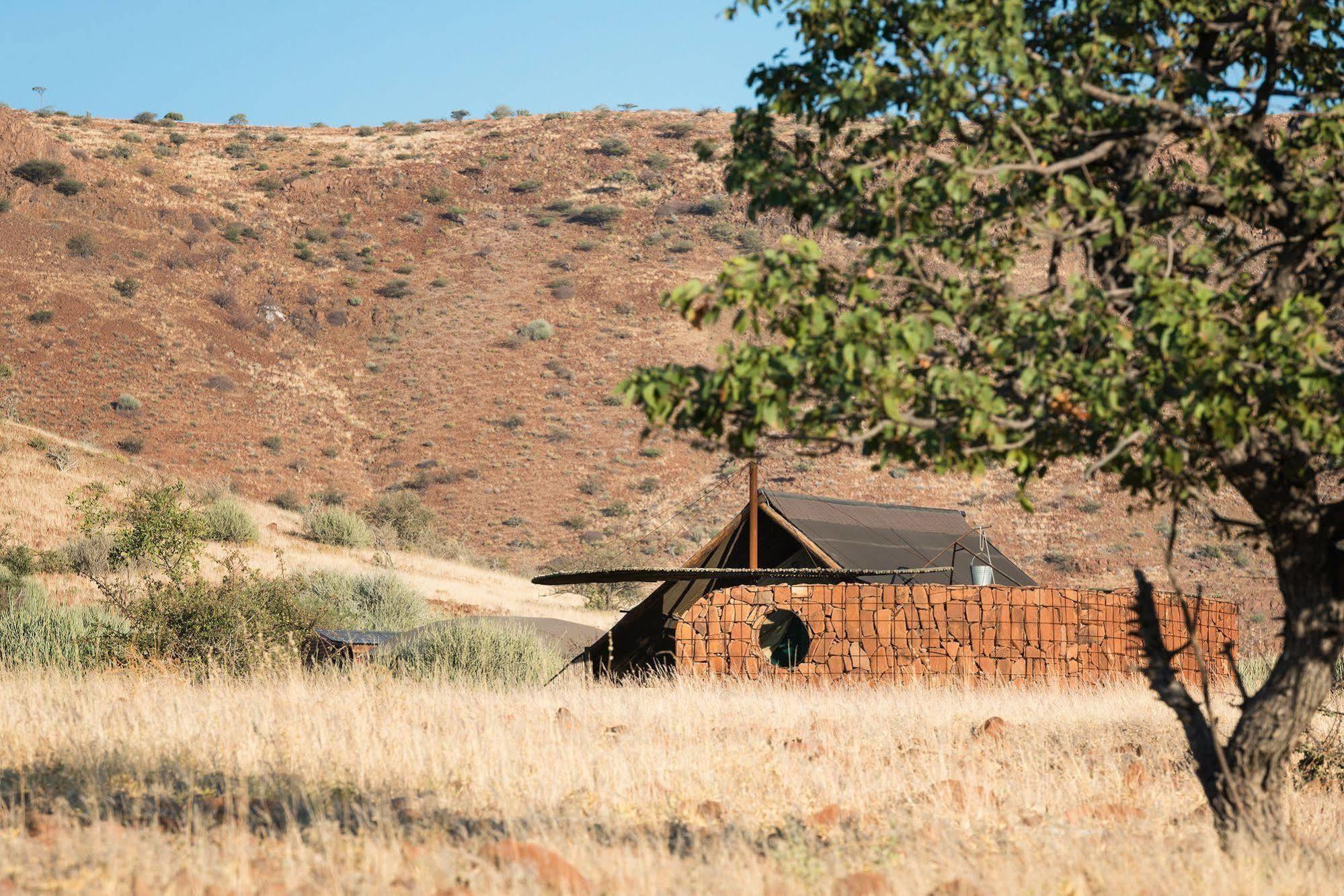 Etendeka Mountain Camp 达马拉兰 外观 照片